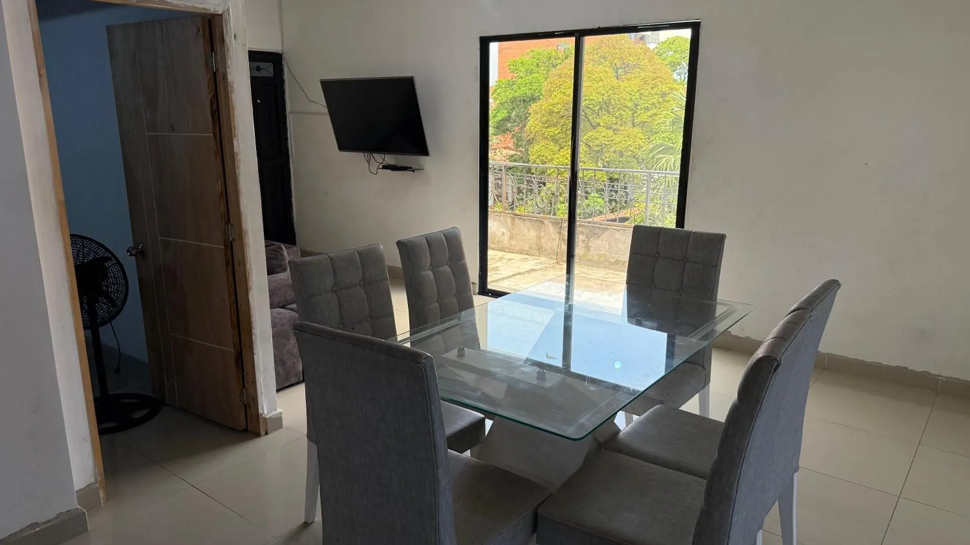 Hermoso Y Lujoso Apartamento Con Excelente Ubicacion Medellin